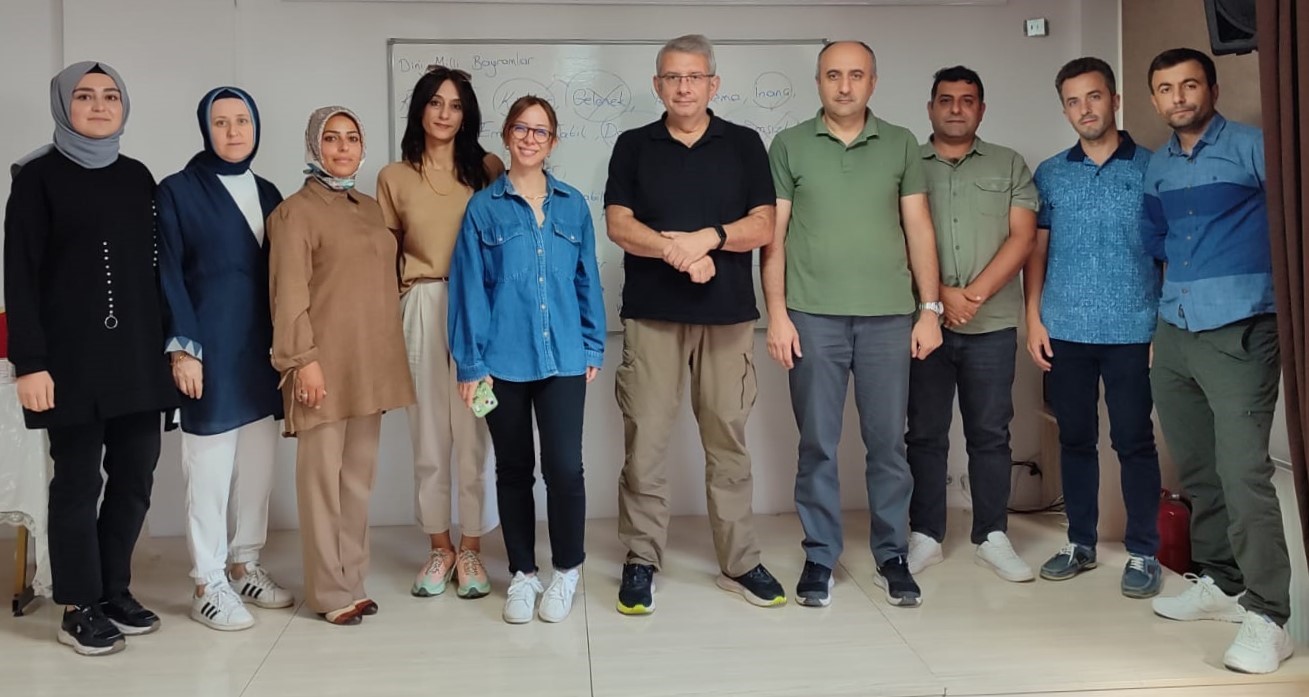 T&uuml;rk&ccedil;e derslerine Harvard dokunuşu
