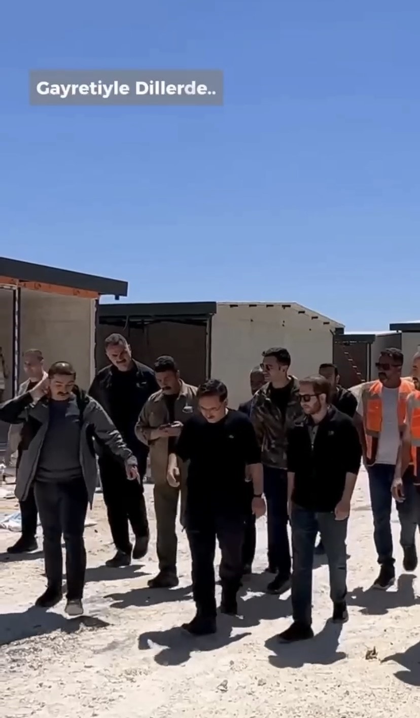 ‘38 ayar adam’ Vali Çiçek’miş