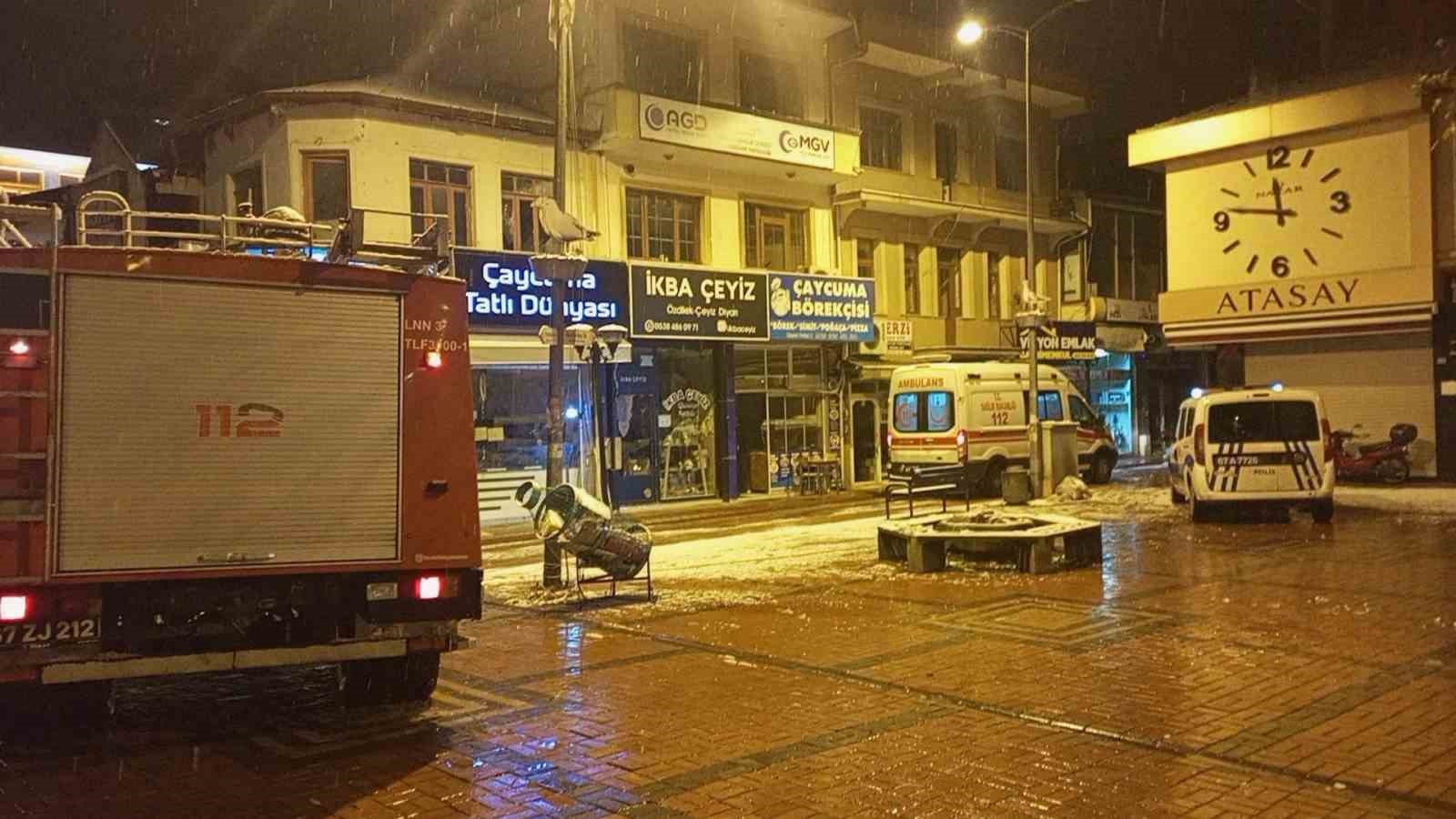Zonguldak&rsquo;ta pelet sobası yangın &ccedil;ıkardı
