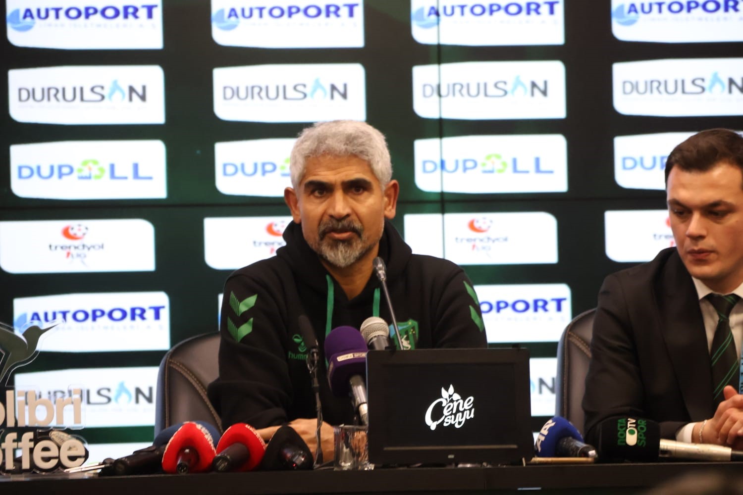 İsmet Taşdemir: "&Ouml;nemli olan rakibe pozisyon vermemek"
