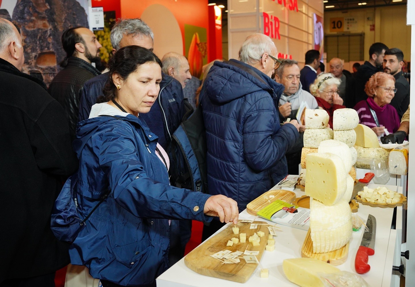 Ayvalık standı EMİTT Fuar&rsquo;ının ilgi odağı oldu
