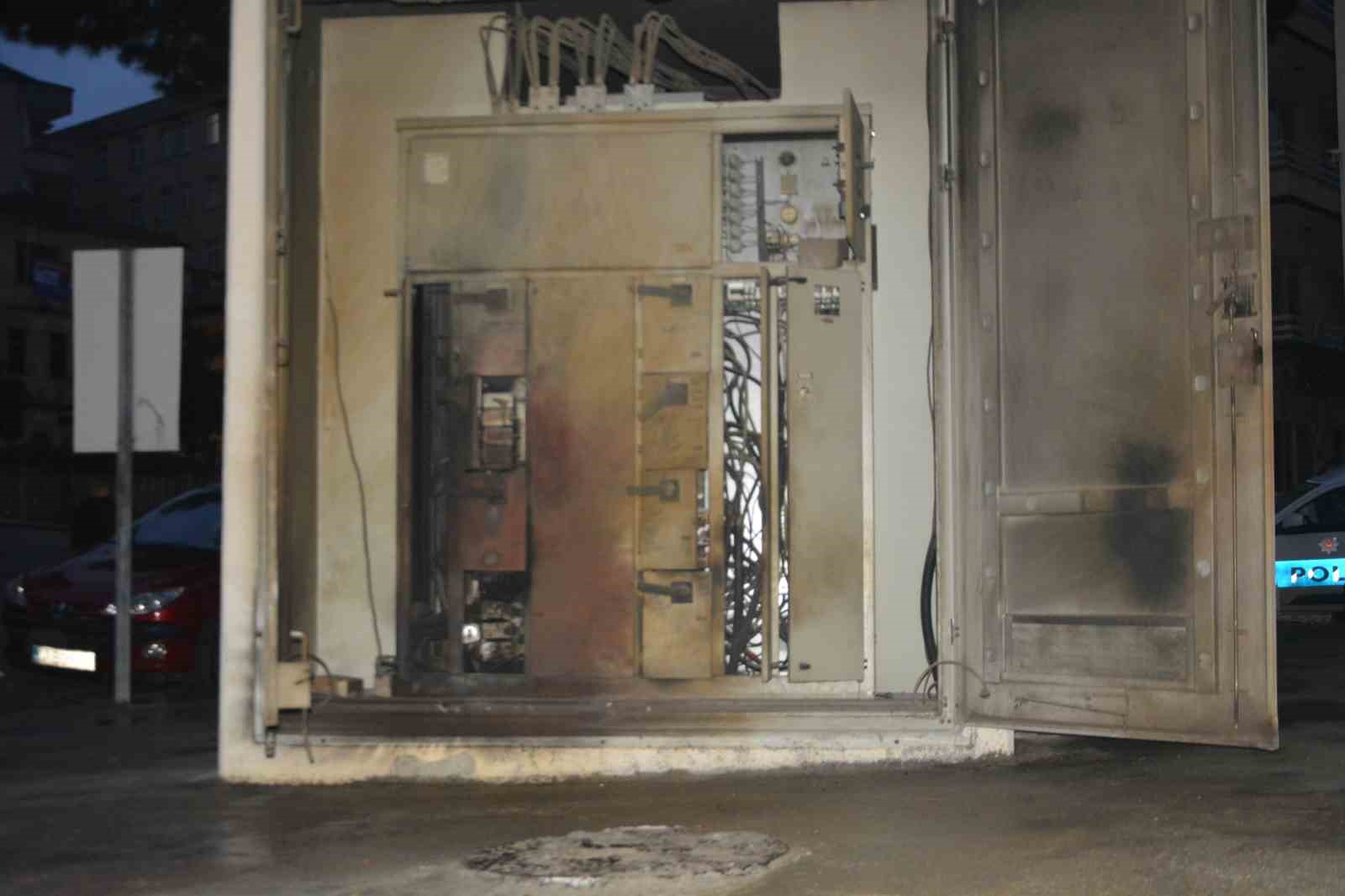 &Uuml;nye&rsquo;de trafoda yangın
