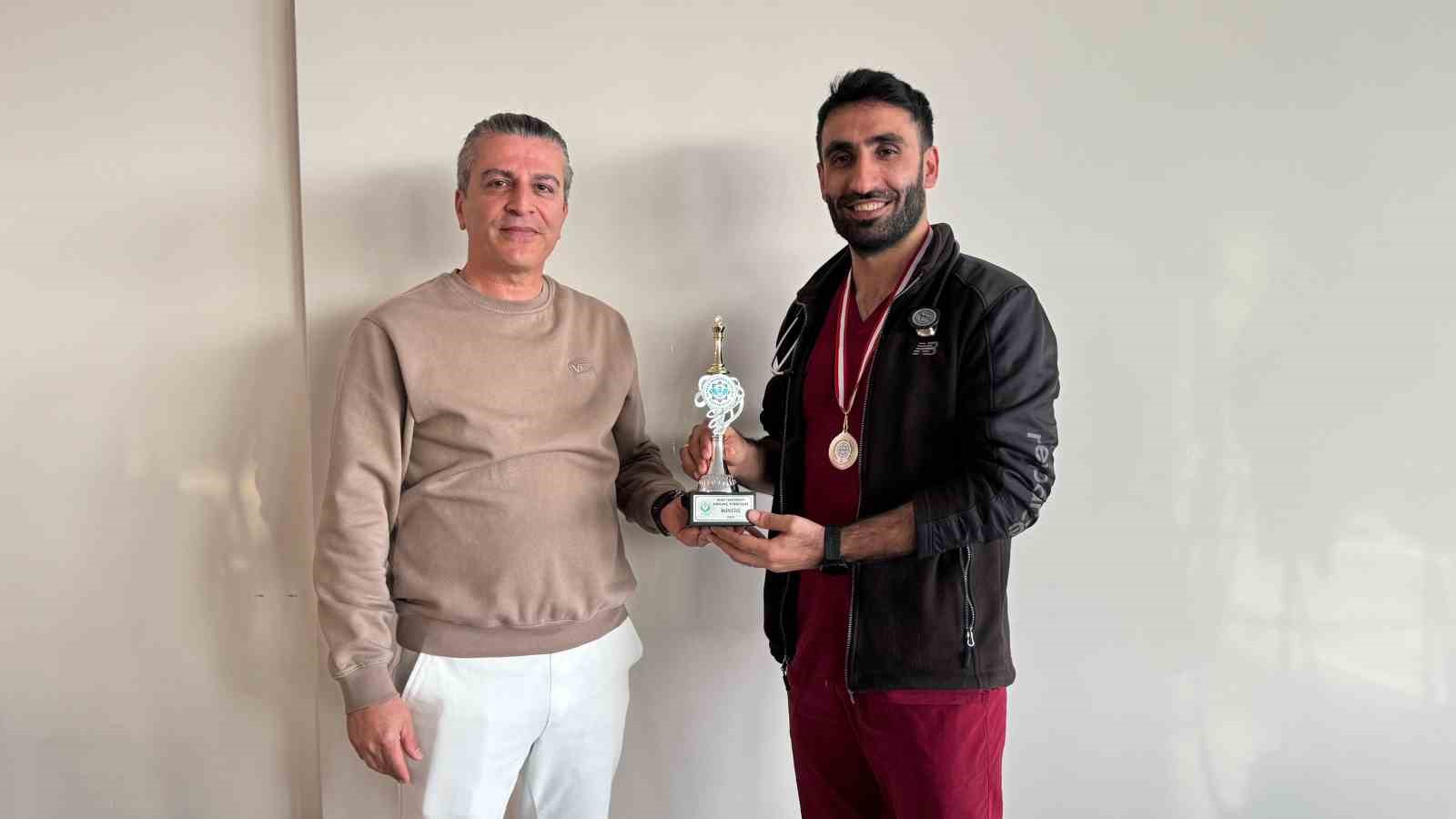 Alanya&rsquo;da sağlık&ccedil;ılar satran&ccedil; turnuvasında bir araya geldi
