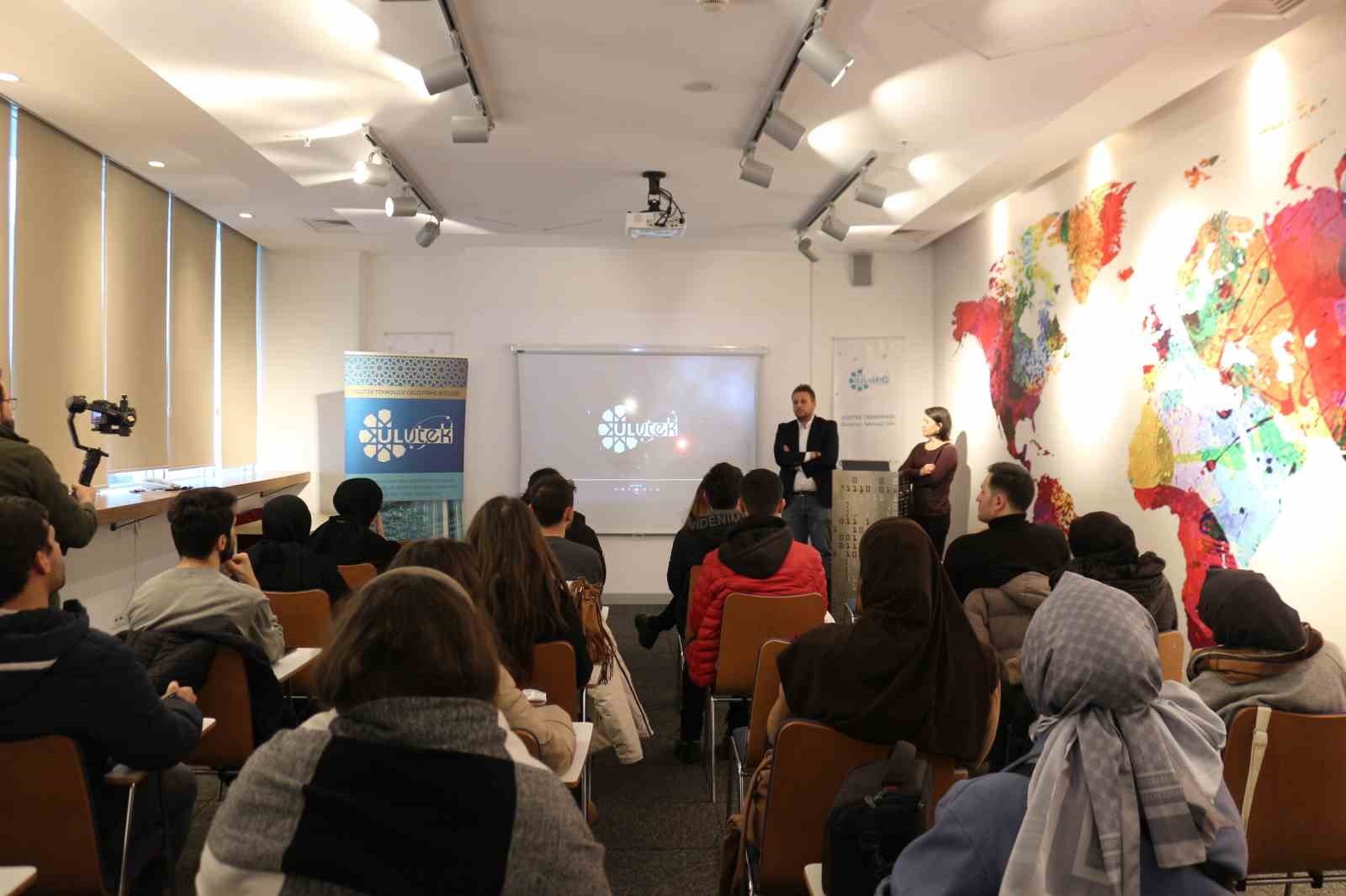 Girişimcilik kampı Bursa&rsquo;da ger&ccedil;ekleştirildi
