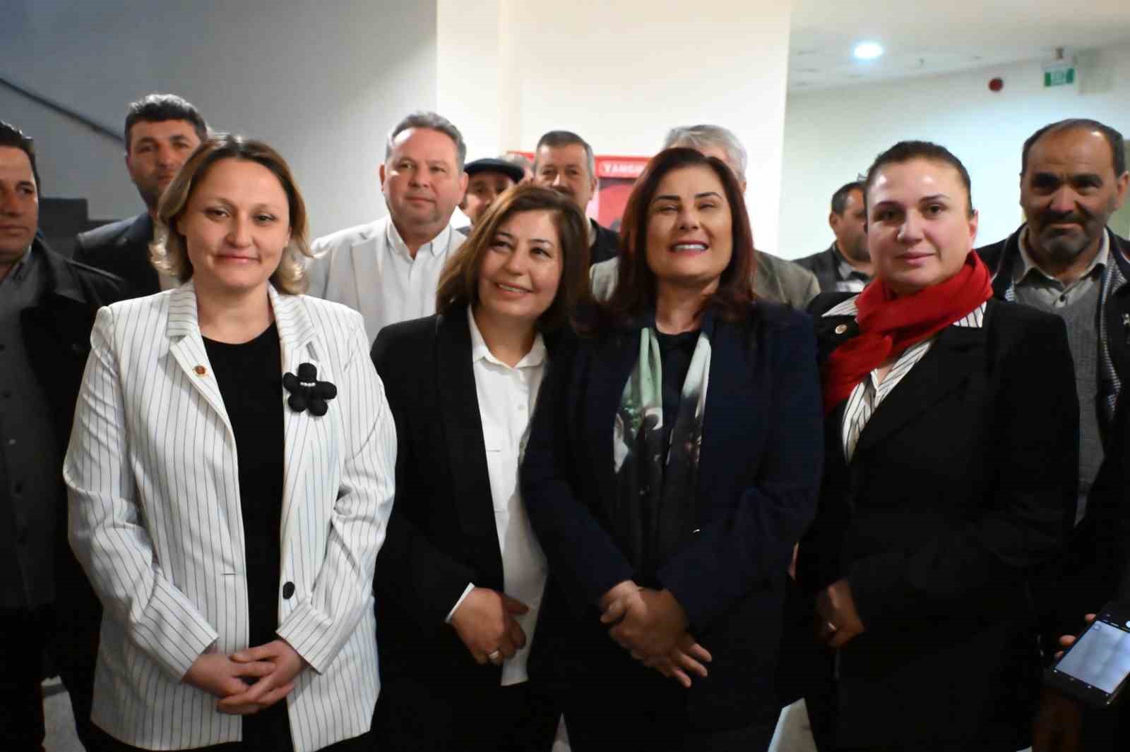 Başkan &Ccedil;er&ccedil;ioğlu, Nazillili muhtarlarla g&ouml;r&uuml;şt&uuml;
