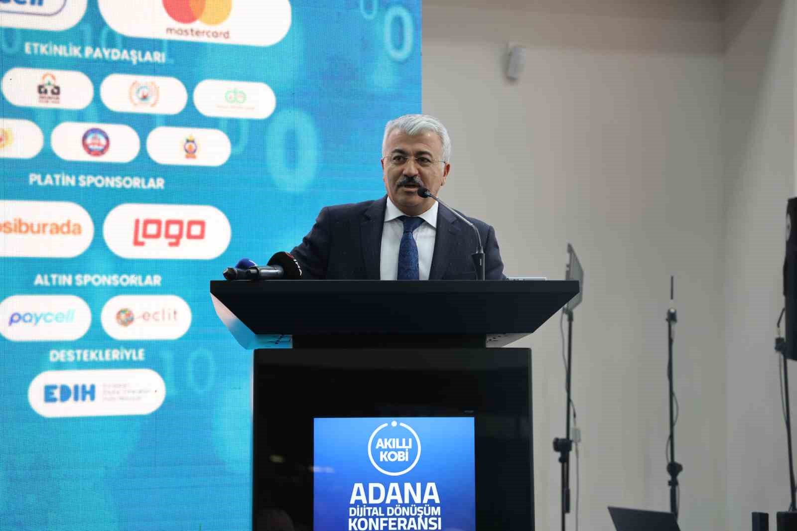 Adana&rsquo;da &rsquo;Dijital D&ouml;n&uuml;ş&uuml;m Konferansı&rsquo; d&uuml;zenlendi
