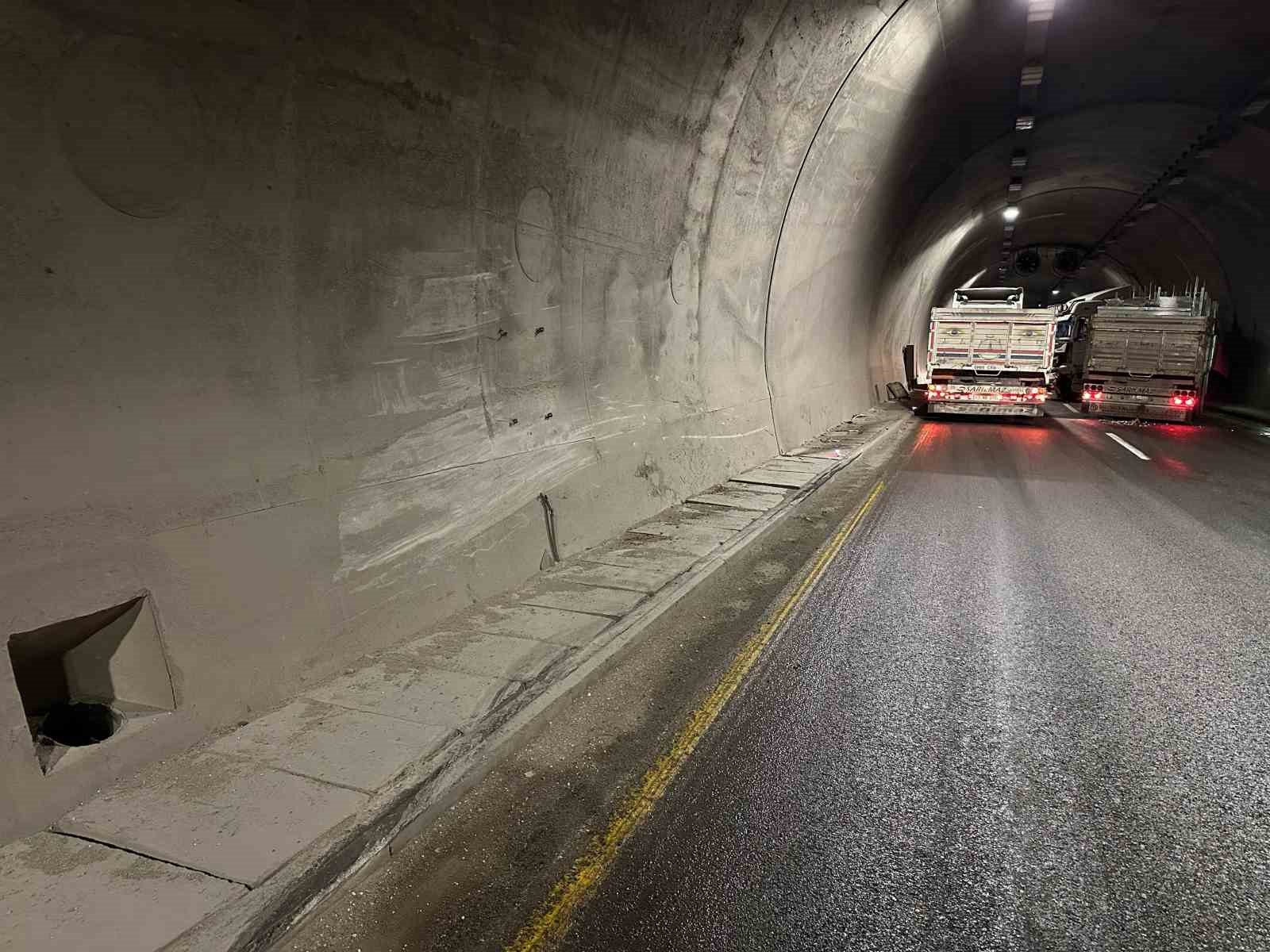 Erkenek Tüneli’nde trafik kazası: 1 yaralı