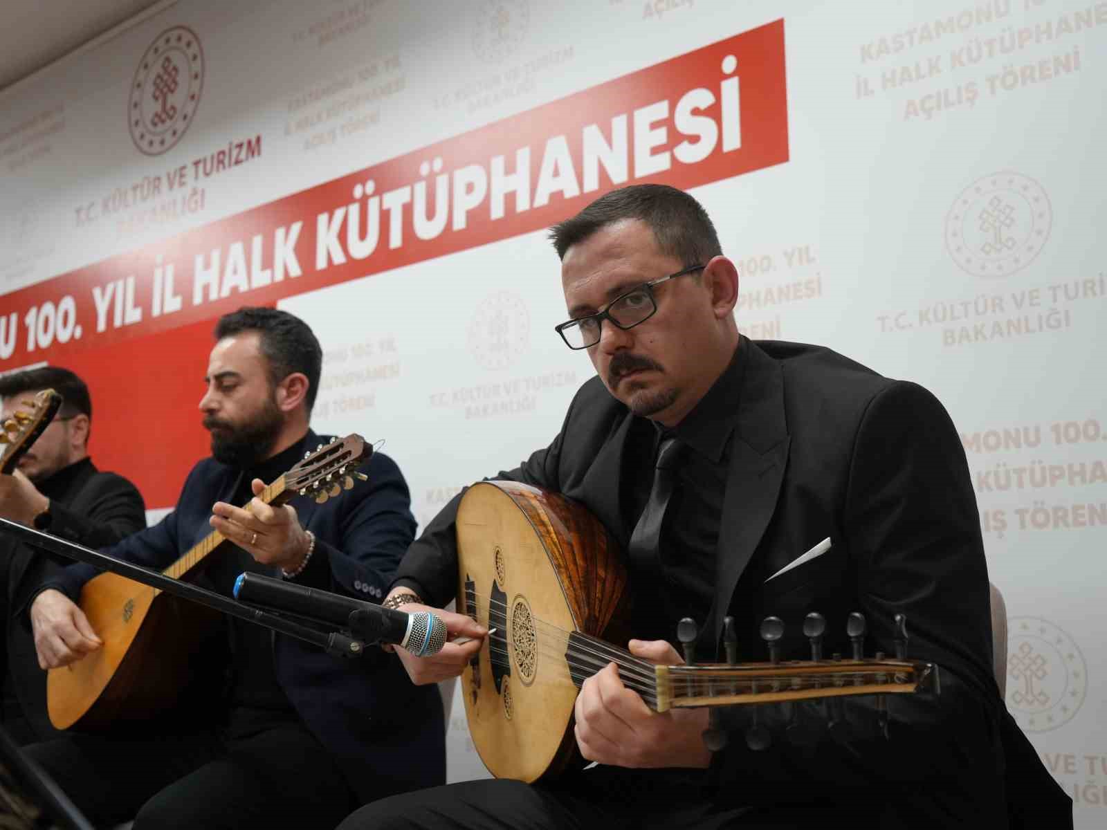 Çanakkale türküsünün yazarı İhsan Ozanoğlu dualarla anıldı