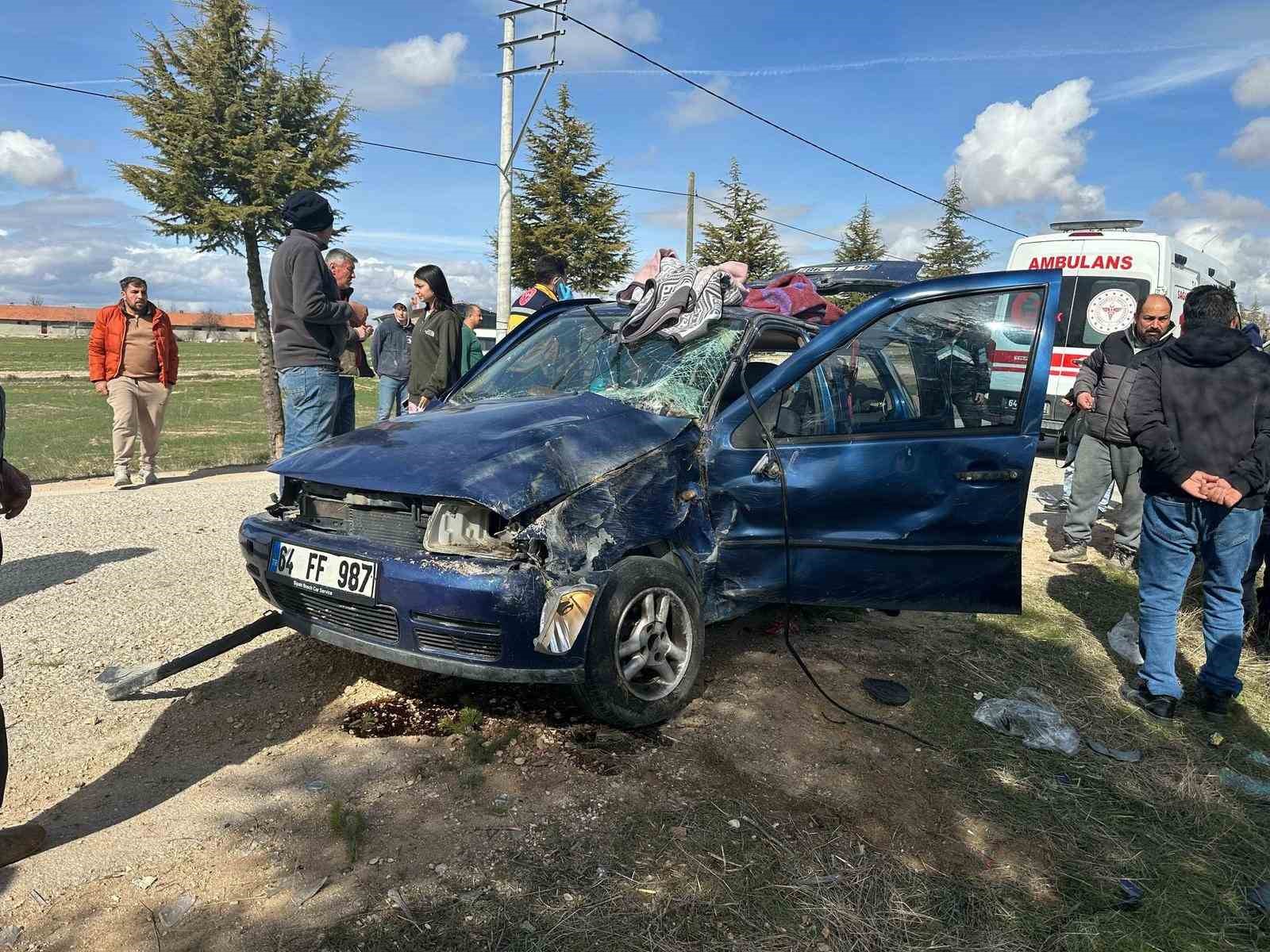 Takla atan ara&ccedil;taki 5 kişi yaralandı
