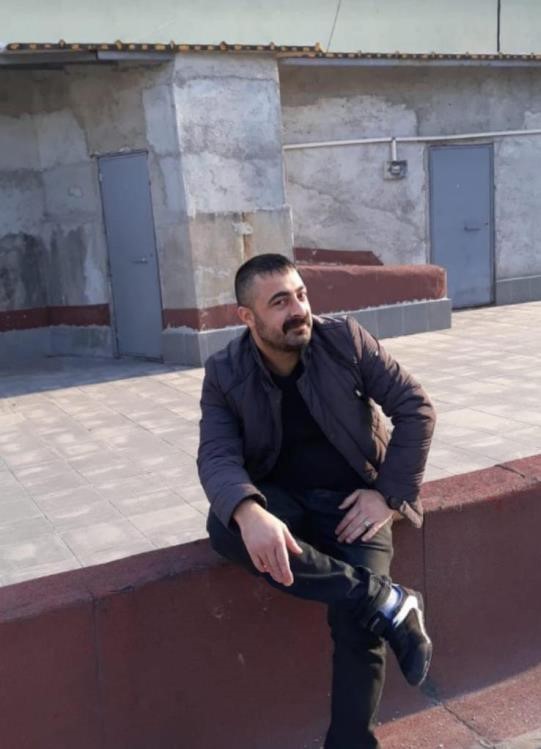 D&uuml;ğ&uuml;nde kuzenini b&ouml;yle vurdu
