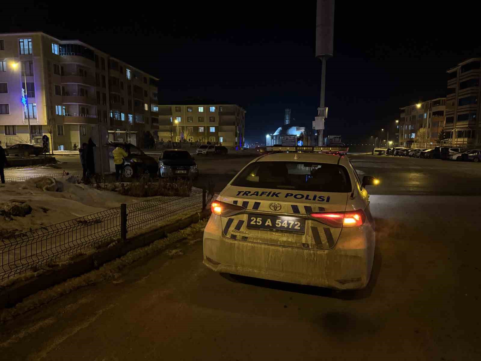 Erzurum&rsquo;da trafik kazası: 4 yaralı
