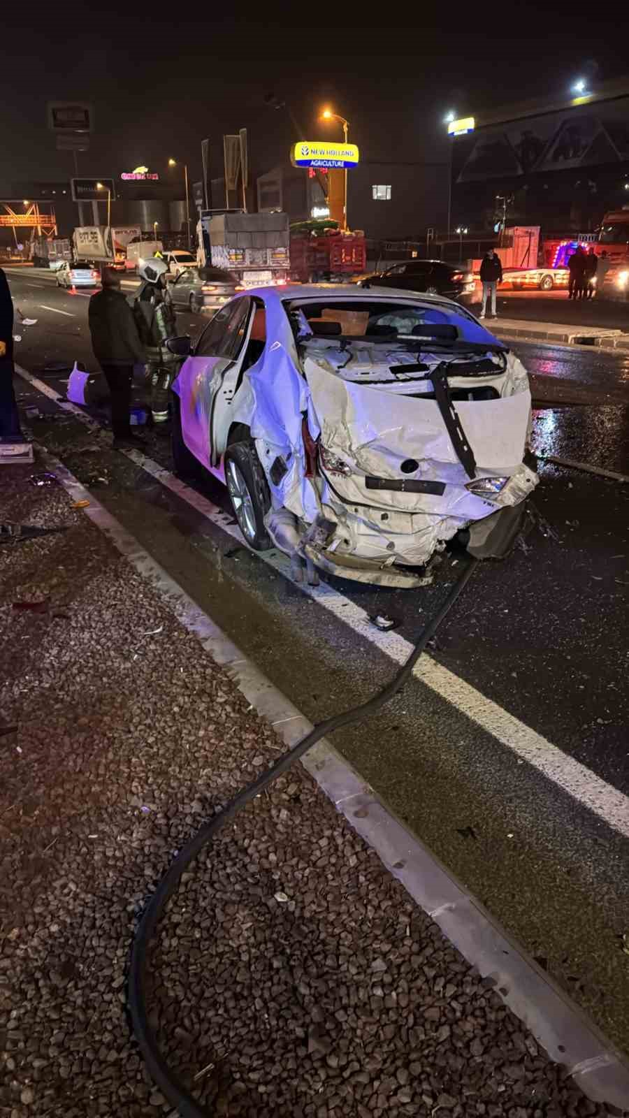 Polatlı&rsquo;da trafik kazası: 1&rsquo;i ağır 3 yaralı

