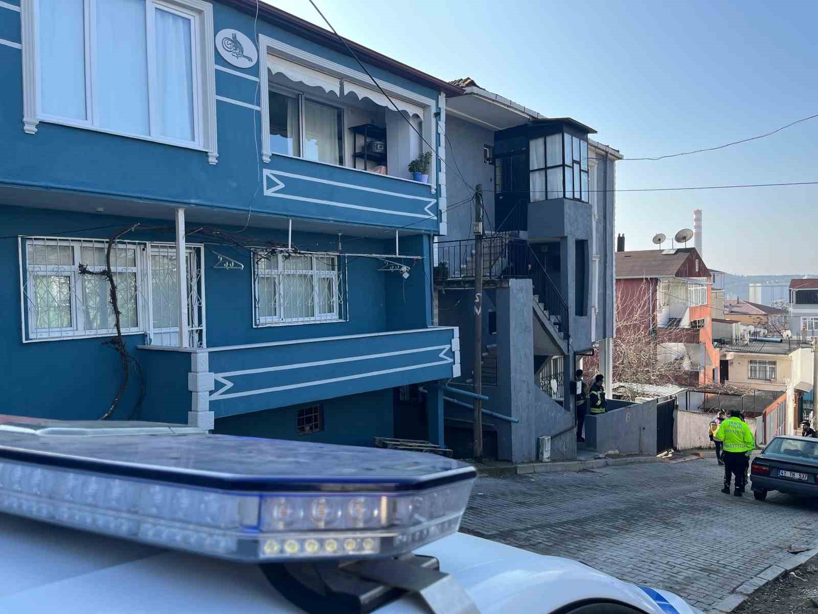 Yaşlı &ccedil;ift sobadan sızan gazdan etkilendi
