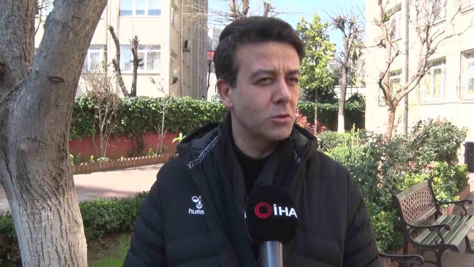 Davulcu girdiği binanın asansörüne tuvaletini yaptı