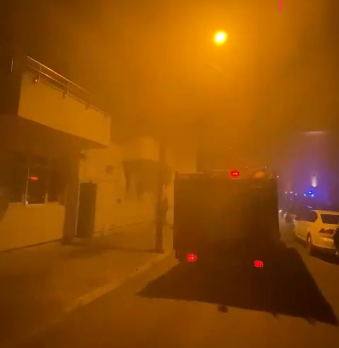 Biga&rsquo;da yanan ev hasar aldı
