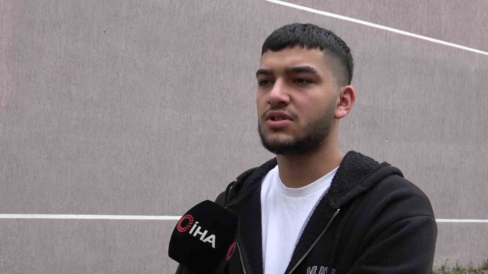 Böyle hırsızlık görülmedi: Atatürk büstünü çaldılar