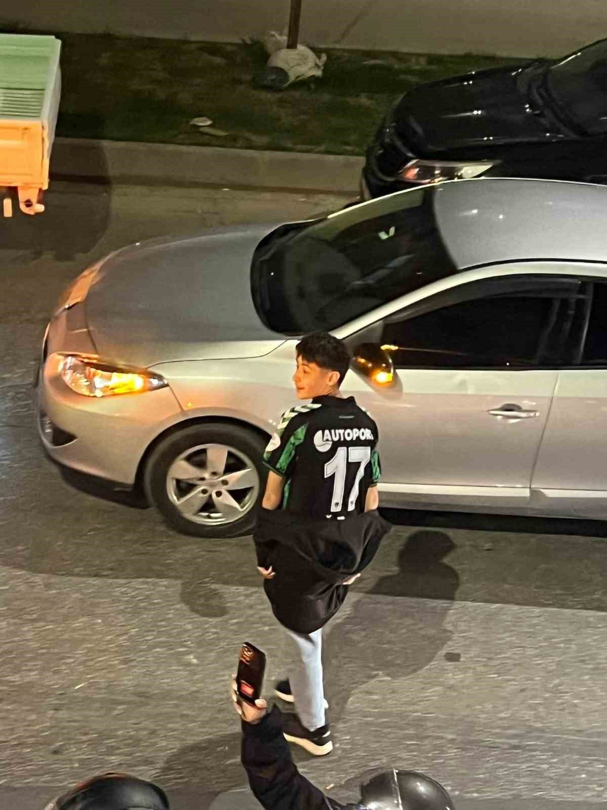 Kocaelispor’da Oğulcan Çağlayan mağlubiyetler için taraftardan özür diledi