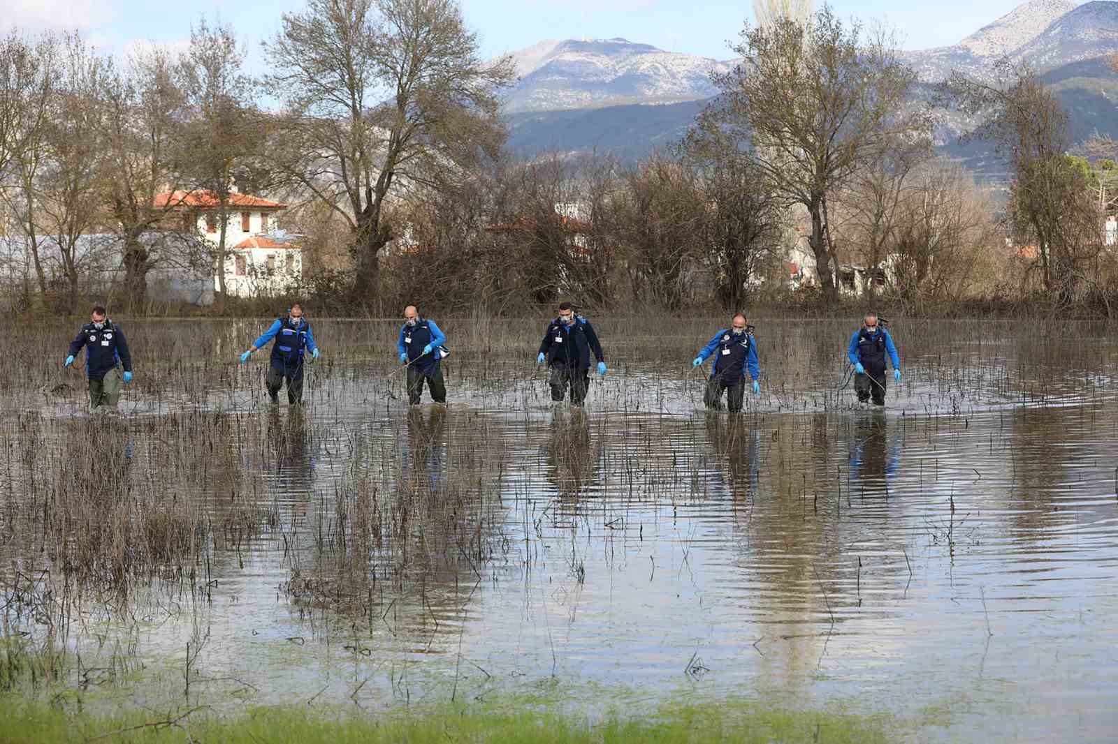 Muğla Büyükşehir’den 13 ilçede vektörle mücadele
