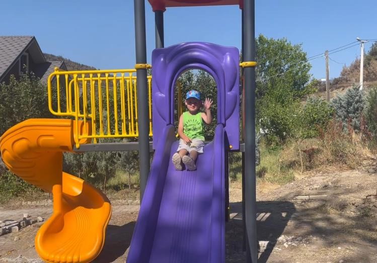 K&uuml;&ccedil;&uuml;k Egemen&rsquo;in oyun parkı hayali ger&ccedil;ek oldu
