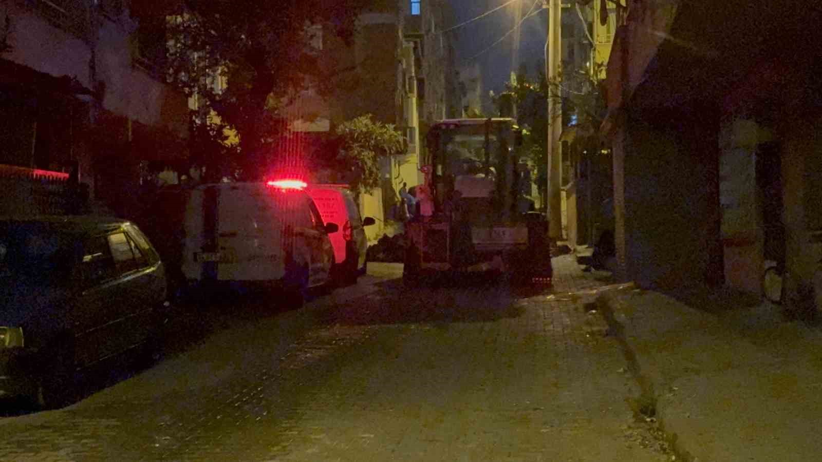 Darıca&rsquo;da doğal gaz borusu patladı, mahalleyi gaz kokusu sardı
