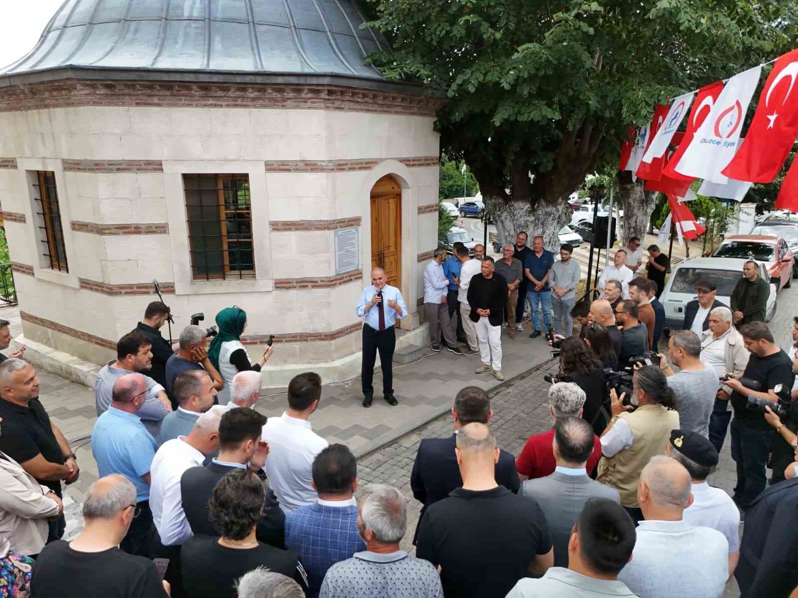 "Dünya Düzce Günleri" açılışı Konuralp Gazi Türbesi önünde yapıldı