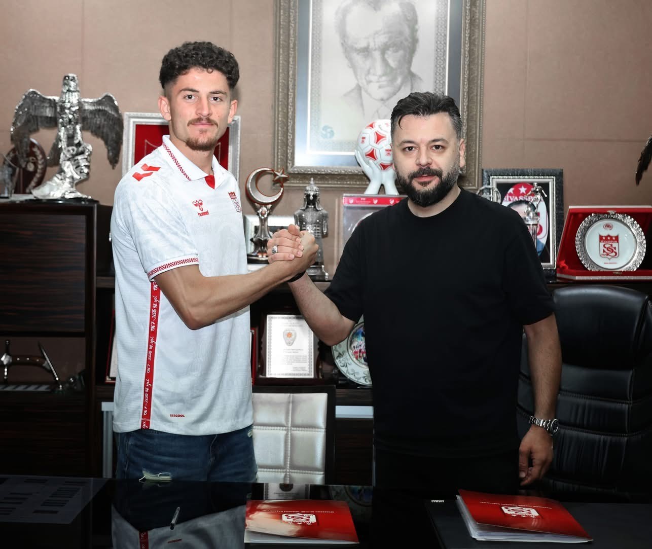 Sivasspor, Emirhan Başyiğit&rsquo;in s&ouml;zleşmesini uzattı
