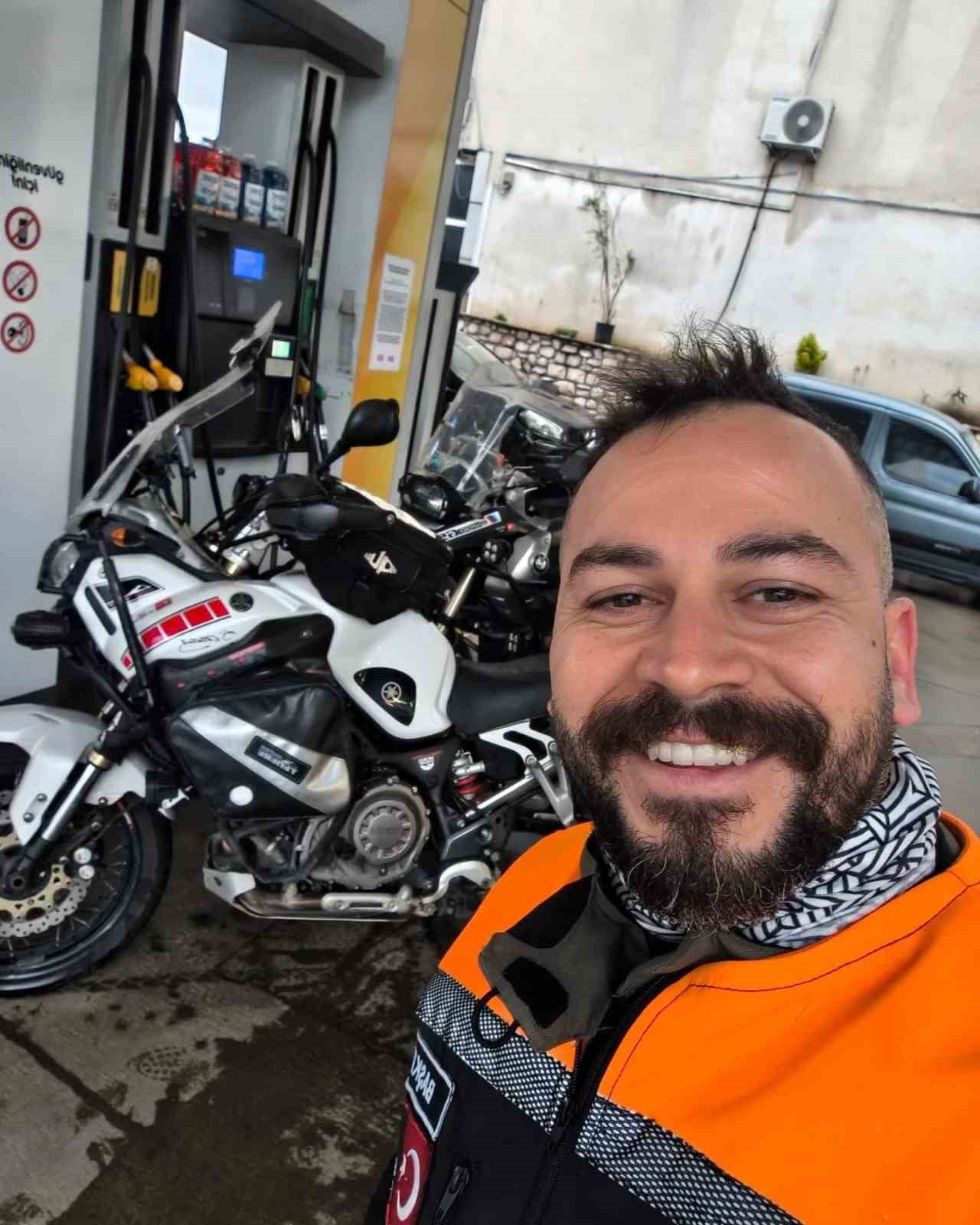 Boşanmak &uuml;zere olduğu eşini &ouml;ld&uuml;r&uuml;p ka&ccedil;tığı Sinop&rsquo;ta yakalanan şahıs Trabzon&rsquo;a getirildi
