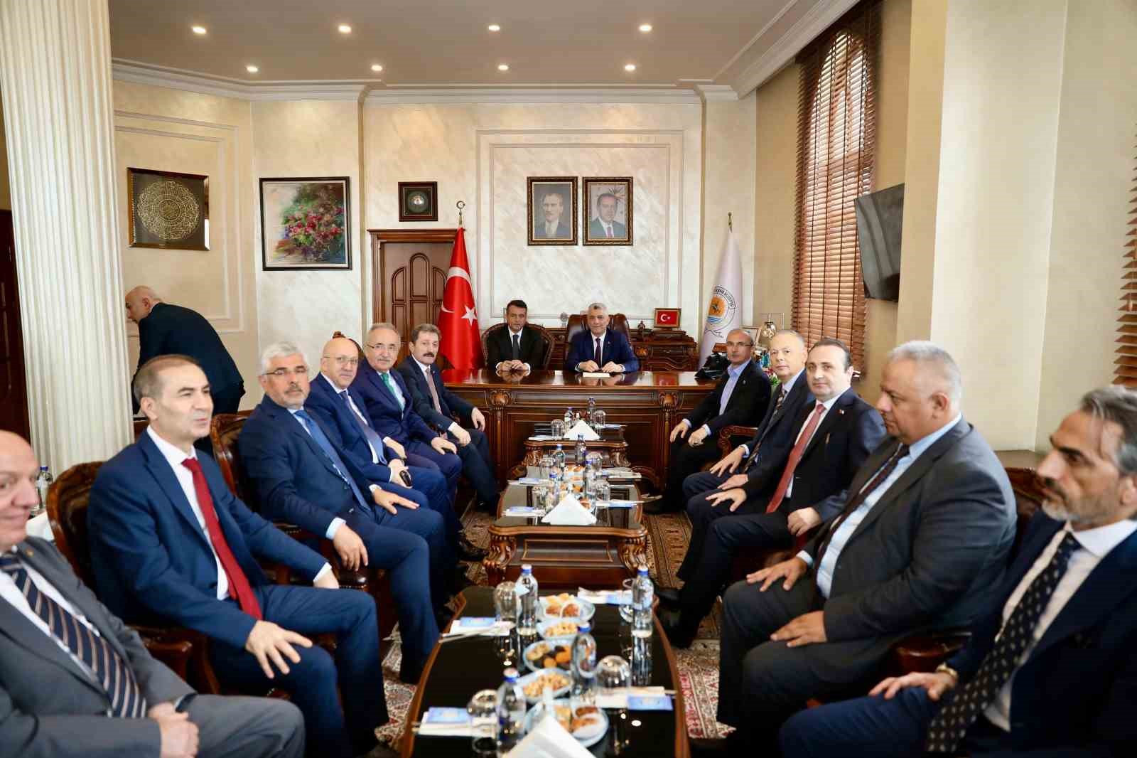 Başkan Doğan: "İhracatta hedef 5 milyar dolar"
