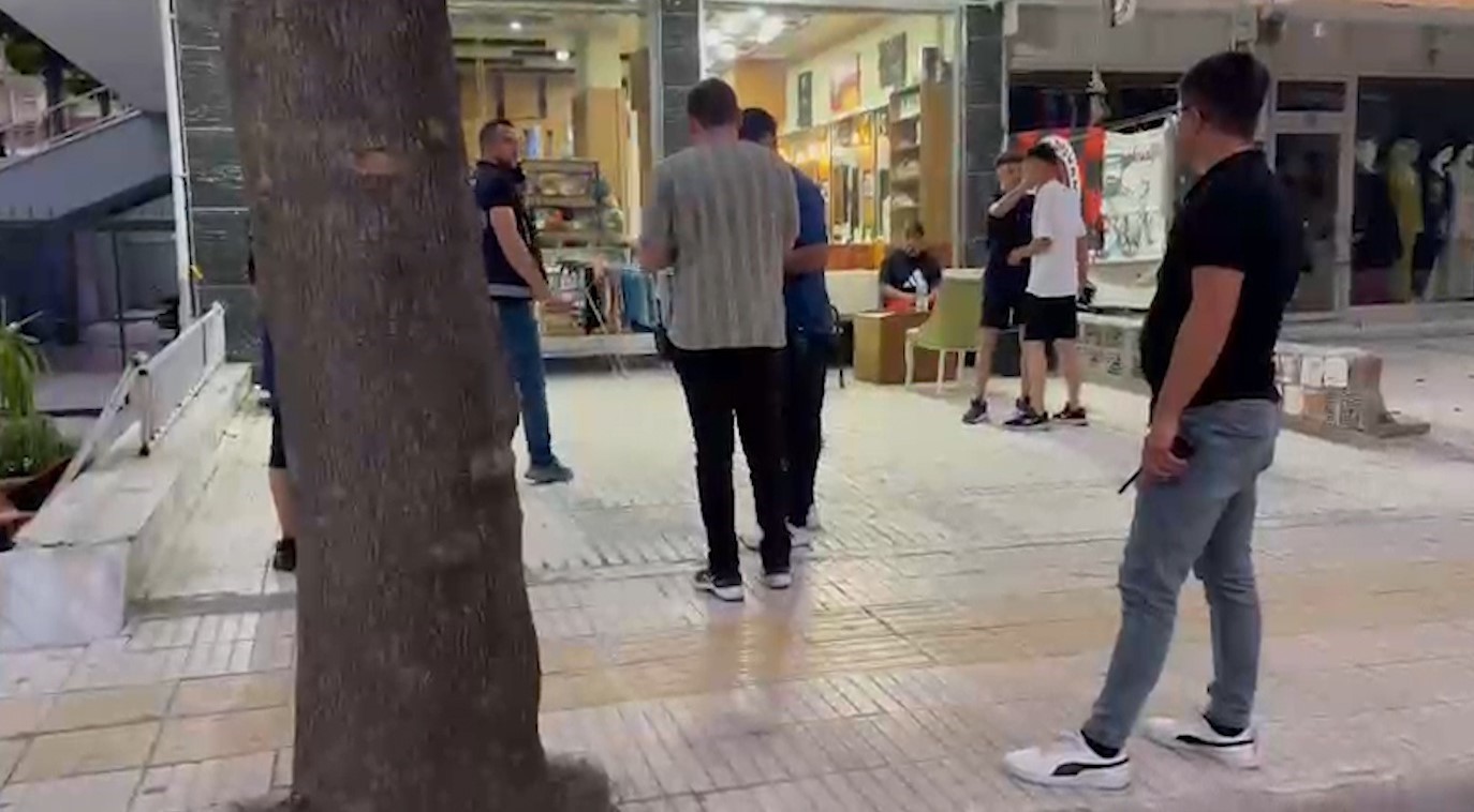 &Ccedil;orum&rsquo;da kuaf&ouml;r salonundaki silahlı saldırı kamerada
