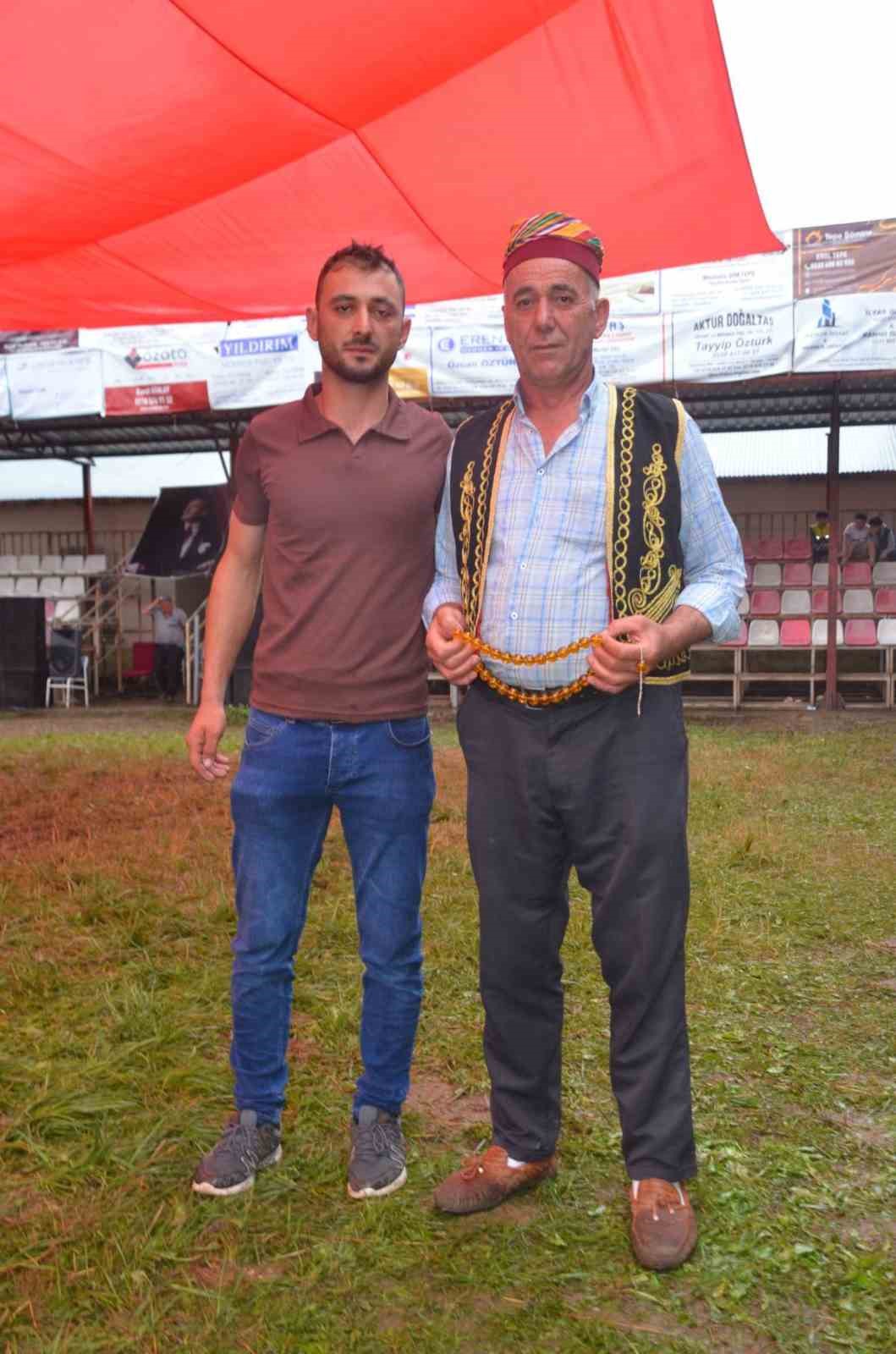 Sinop’ta 17. Güreş ve Keşkek Festivali’ne yoğun ilgi
