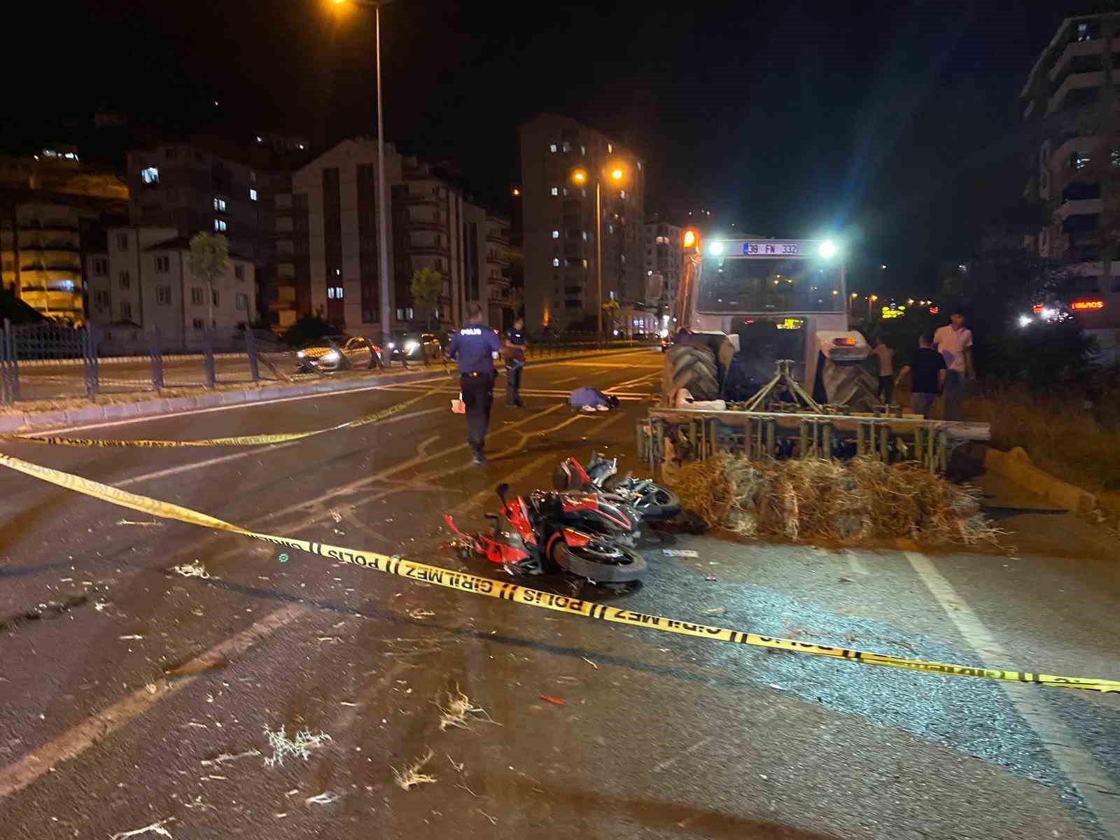 Aynı yolda 2 g&uuml;nde iki &ouml;l&uuml;ml&uuml; kaza
