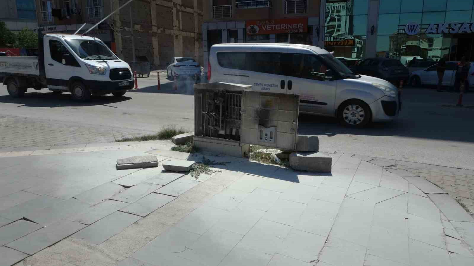 Malatya’da elektrik trafosunda yangın paniği