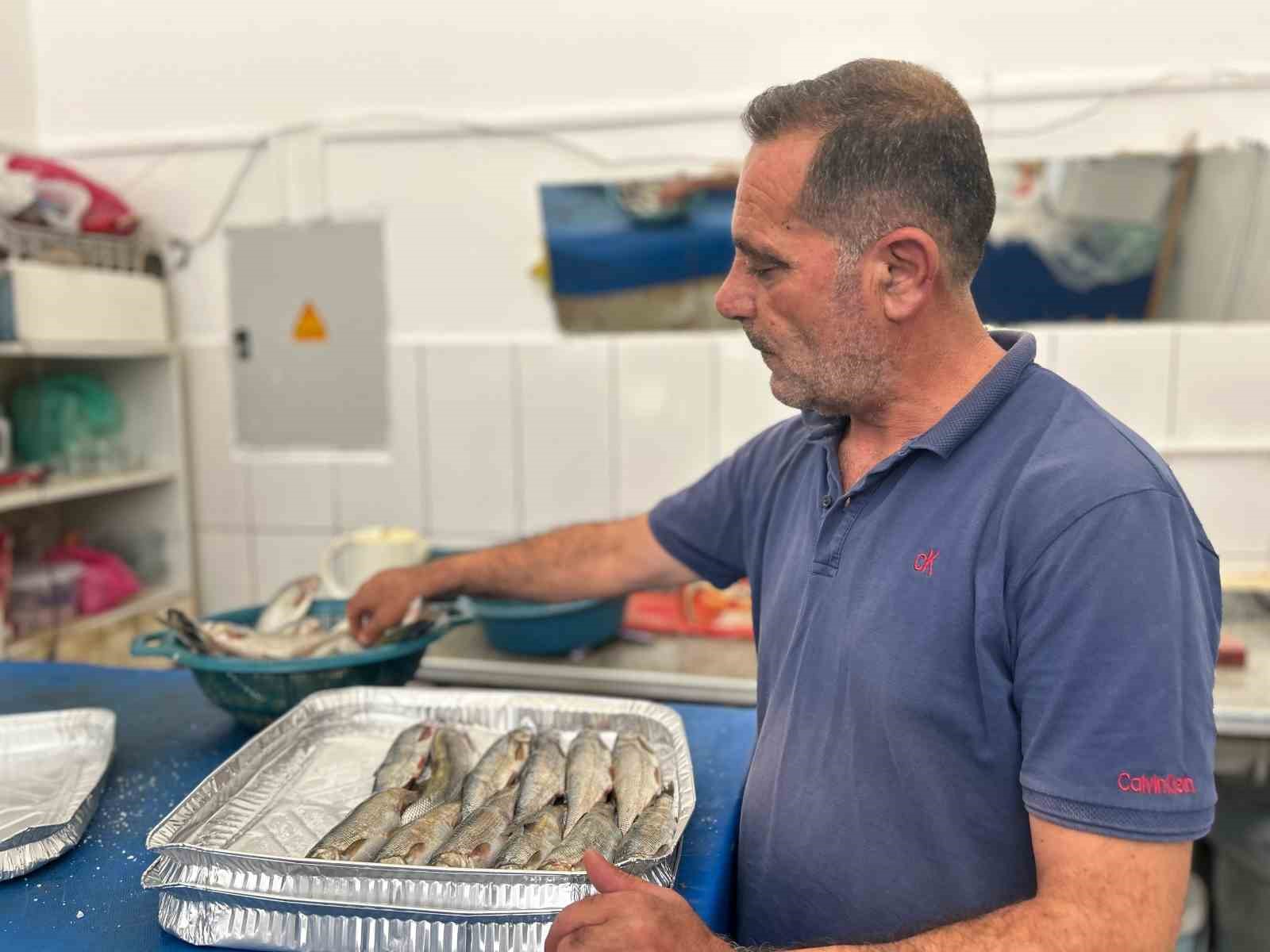 İnci kefali tezgâhlarda yerini aldı
