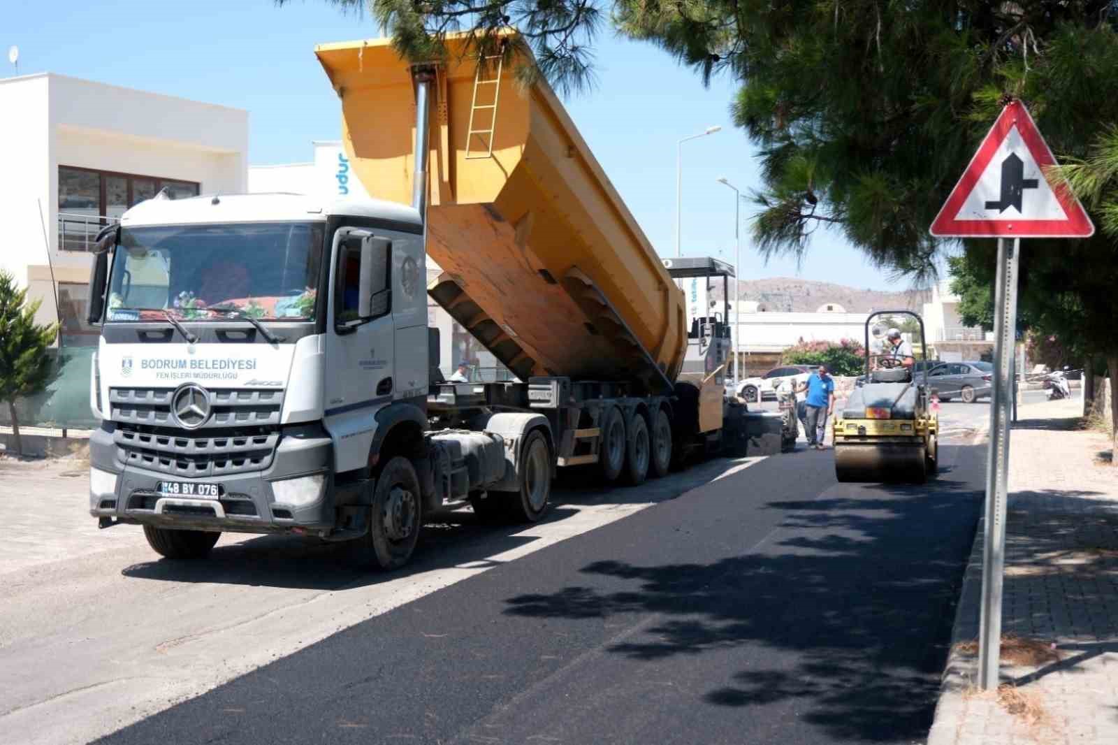 Bodrum’da yol bakım, onarım ve yenileme çalışmaları devam ediyor
