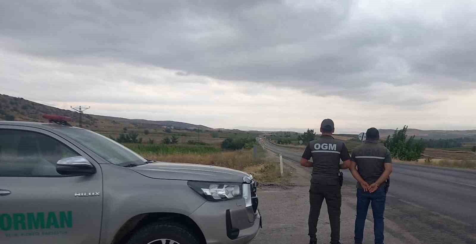 Orman ekiplerinden yollarda denetim
