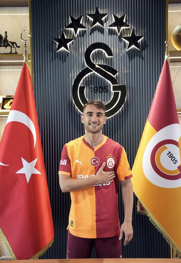 Yunus Akgün, 4 yıl daha Galatasaray’da