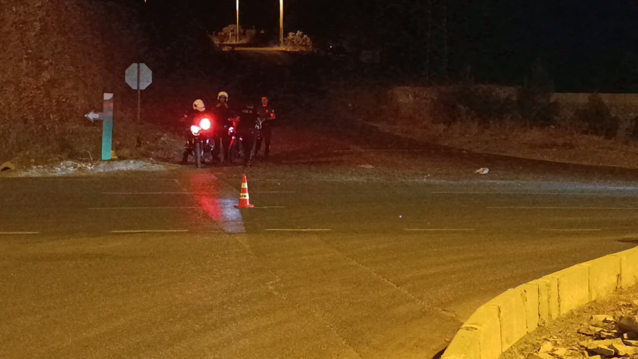 Kahramanmaraş&rsquo;ta trafik kazaları: 1 &ouml;l&uuml;, 2 yaralı

