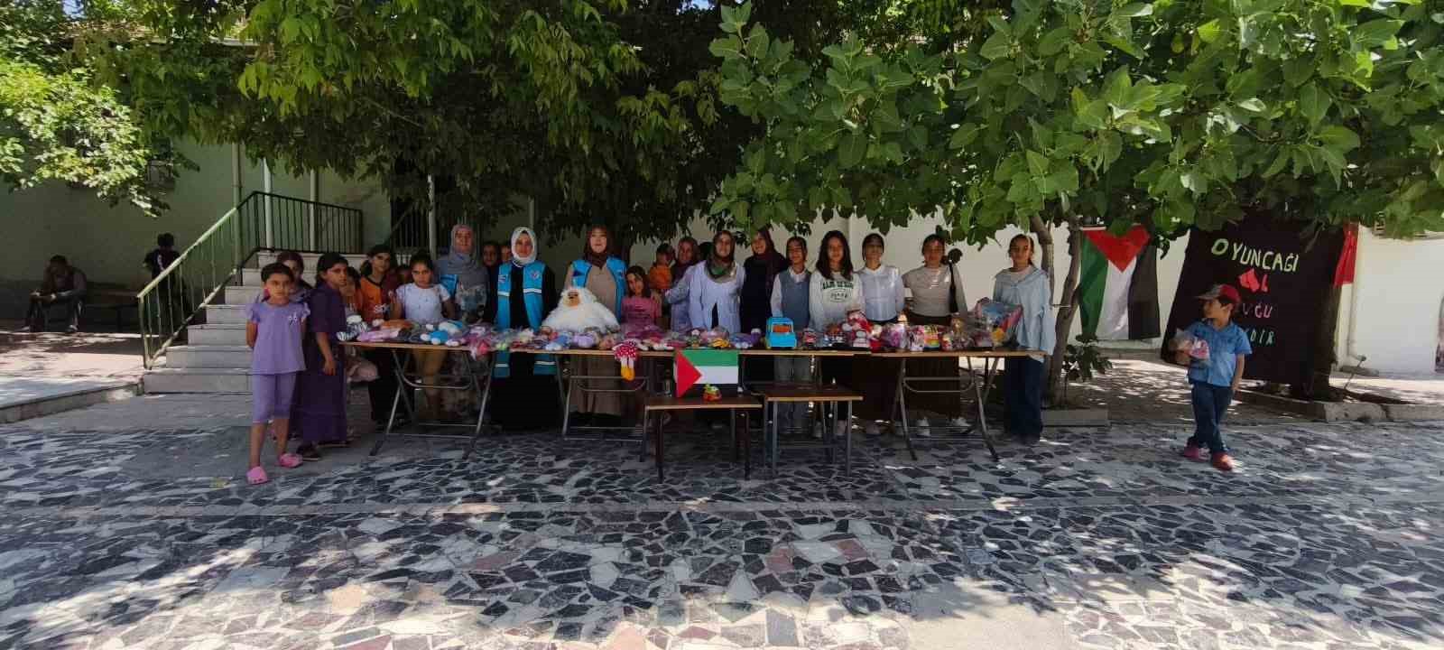 Elazığ&rsquo;da "Oyuncağımın Geliri Gazze&rsquo;ye" projesi
