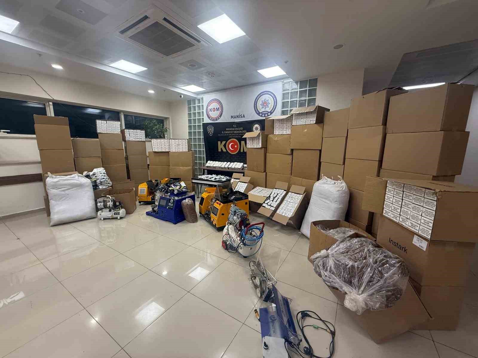 Manisa’da kaçak tütün operasyonu: 430 bin boş makaron ele geçirildi