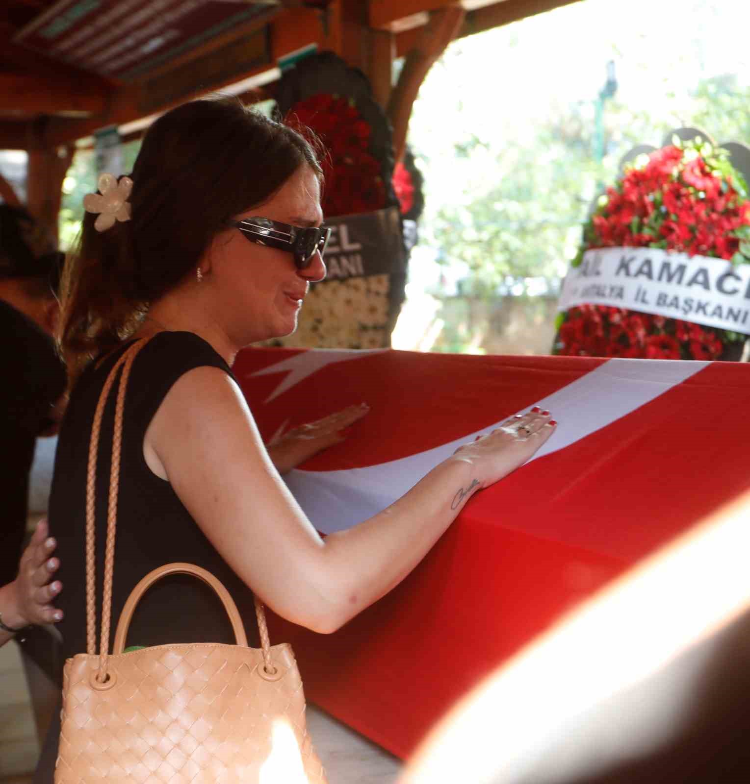 Selahattin Tongu&ccedil; son yolculuğuna uğurlandı
