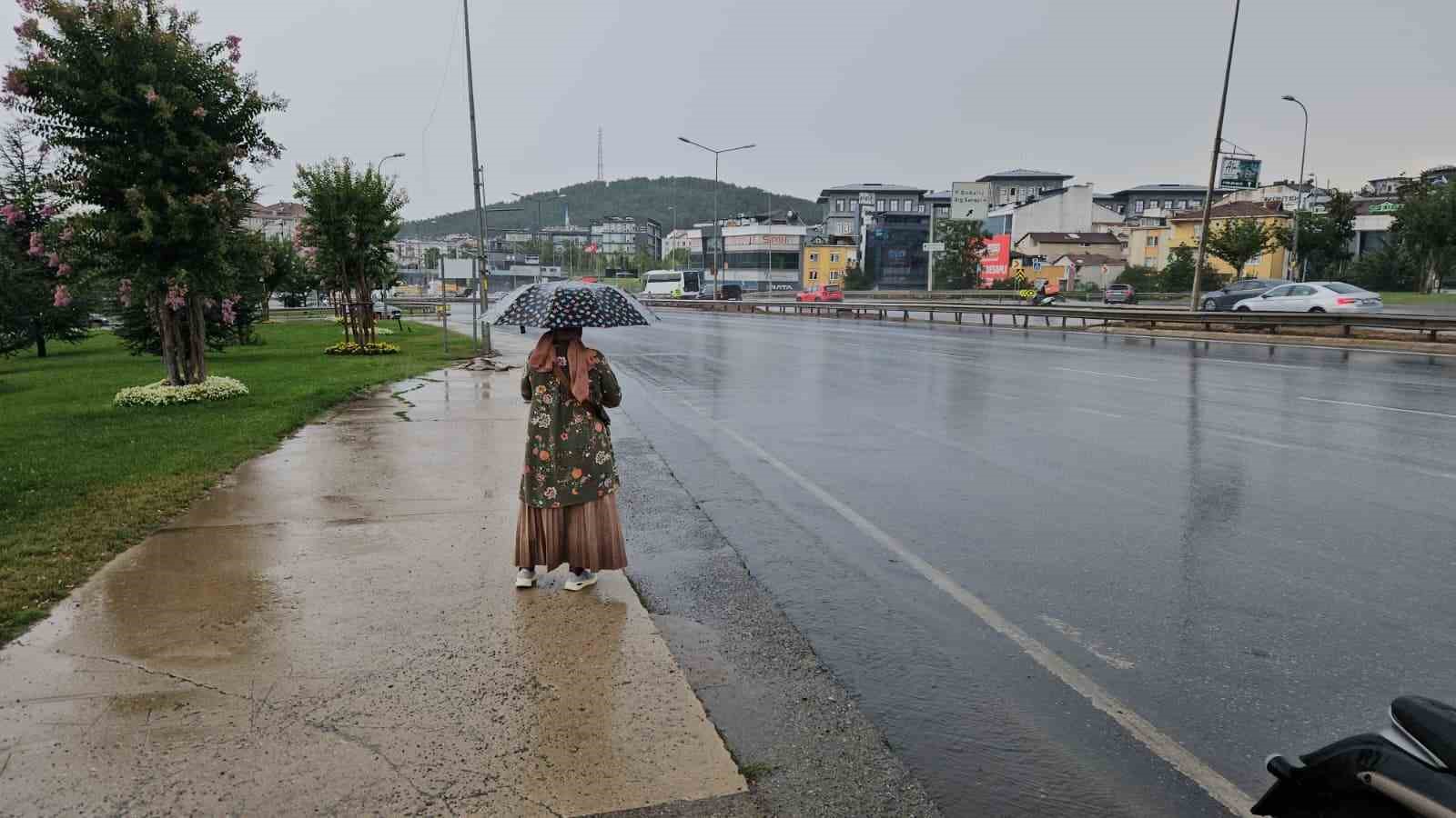 İstanbul’da sağanak yağış Avrupa Yakası’nda etkisini sürdürüyor