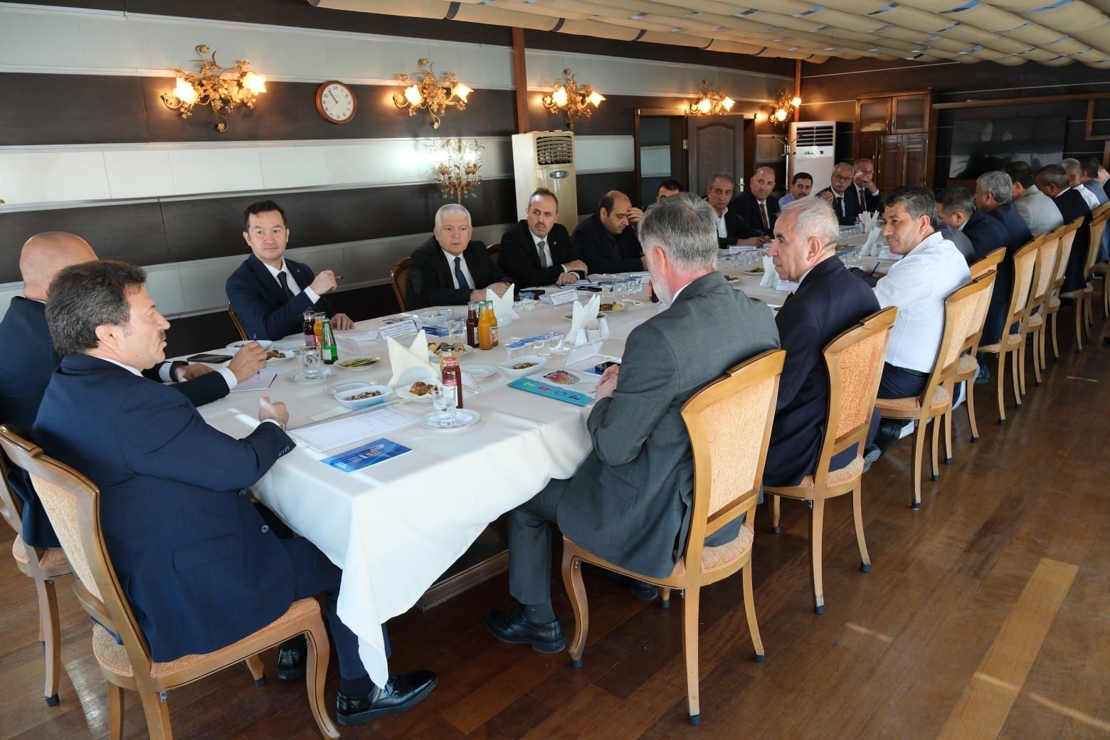 Servisçi esnafının sorunları TŞOF’ta masaya yatırıldı
