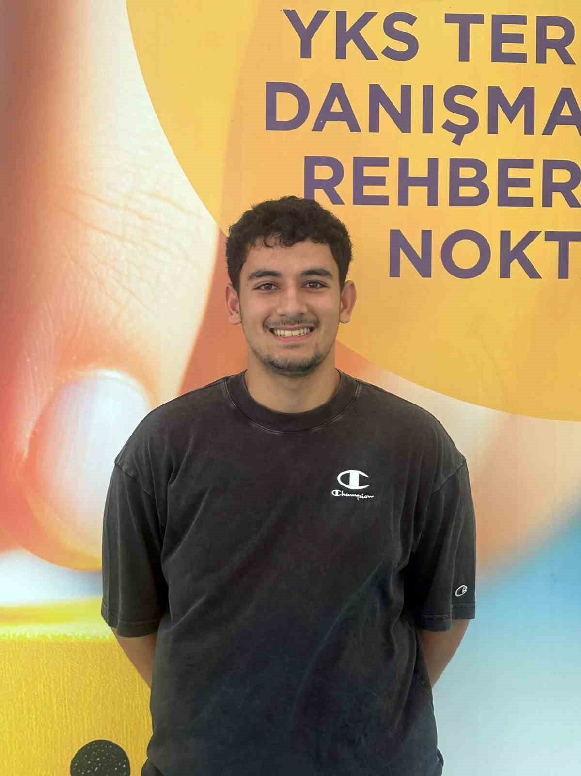 &Uuml;niversite hayali kuran 500&rsquo;&uuml; aşkın &ouml;ğrenciye tercih danışmanlığı
