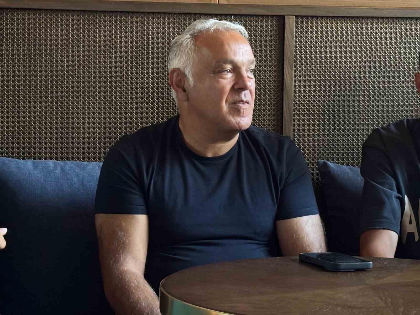 Andre Reyes: "Türkiye her zaman evimiz gibi hissettiriyor"
