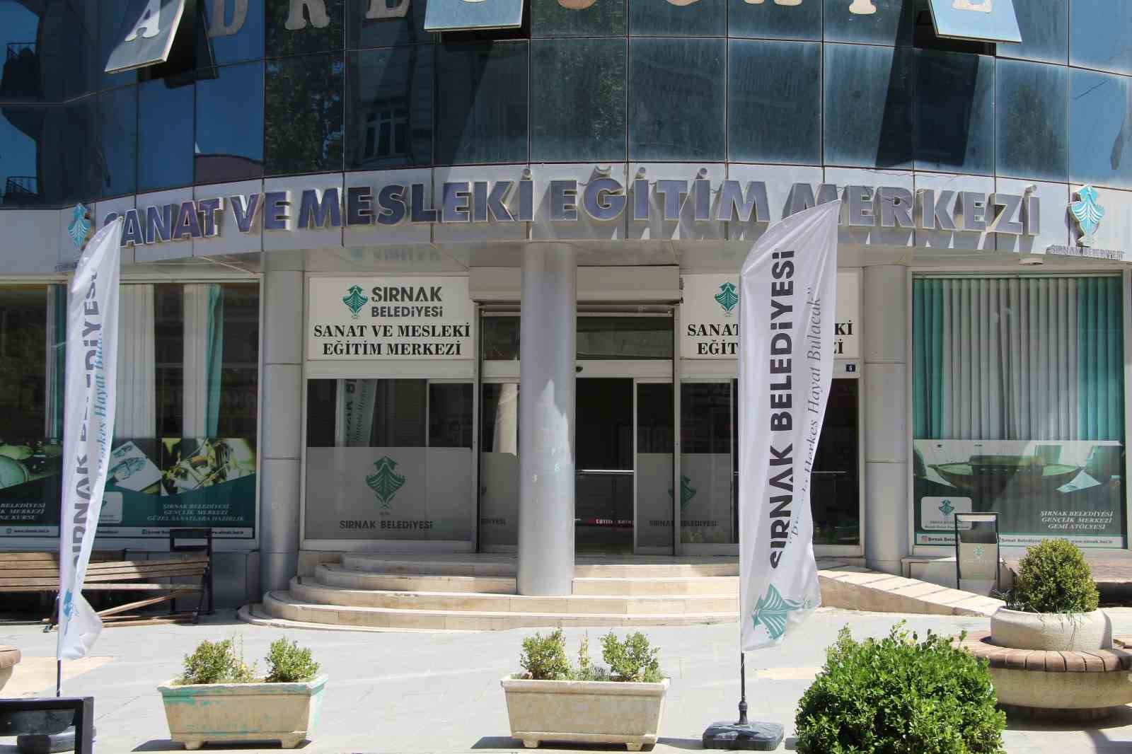 YKS tercih s&uuml;recinde &ouml;ğrenci ve ailelere kritik uyarı
