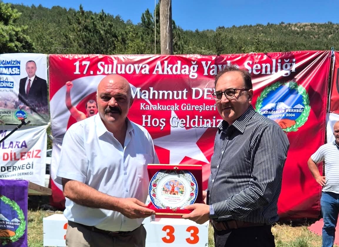 Mahmut Demir&rsquo;in memleketine &lsquo;şampiyona&rsquo; jesti
