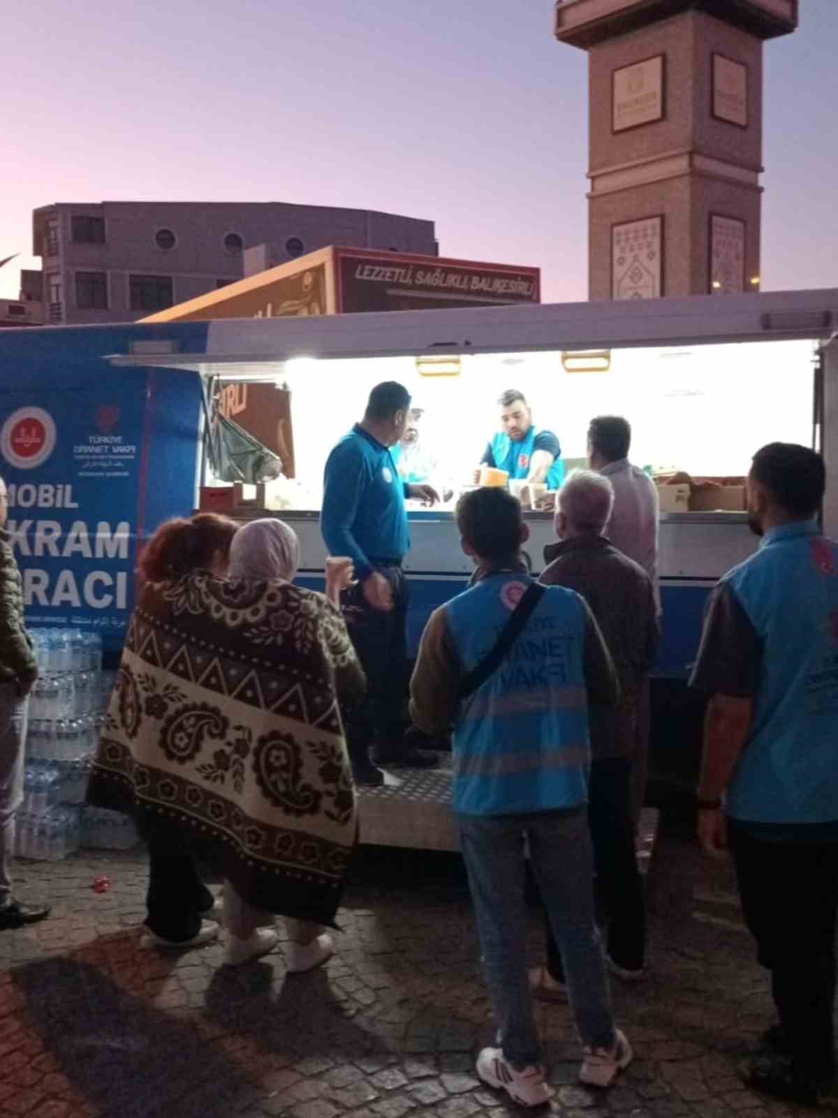 TDV K&uuml;tahya&rsquo;dan Sındırgı&rsquo;daki deprem b&ouml;lgesine destek

