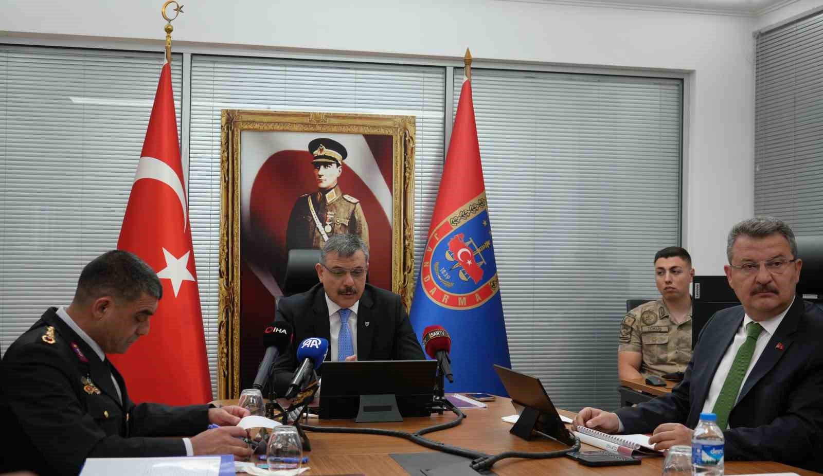 Vali Çiftçi’den vatandaşlara, "Ormanlarımıza sahip çıkalım" çağrısı