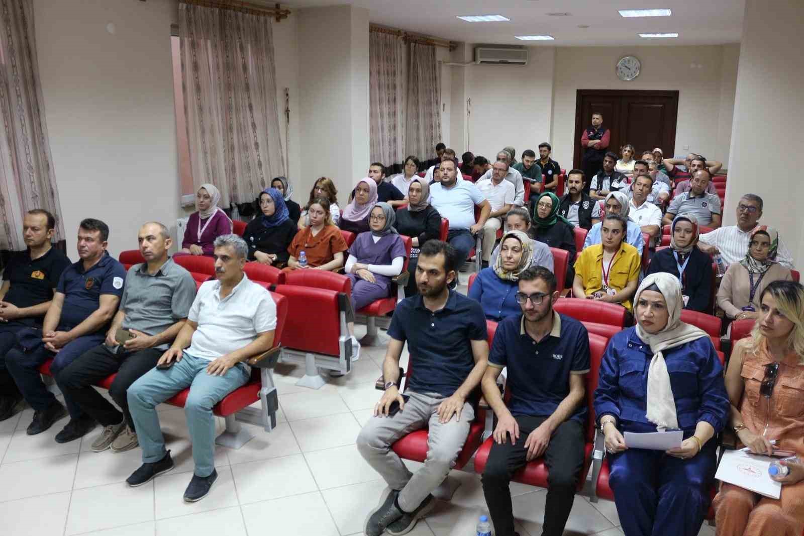 Darende’de afet farkındalık eğitimi ve yangın tatbikatı gerçekleştirildi