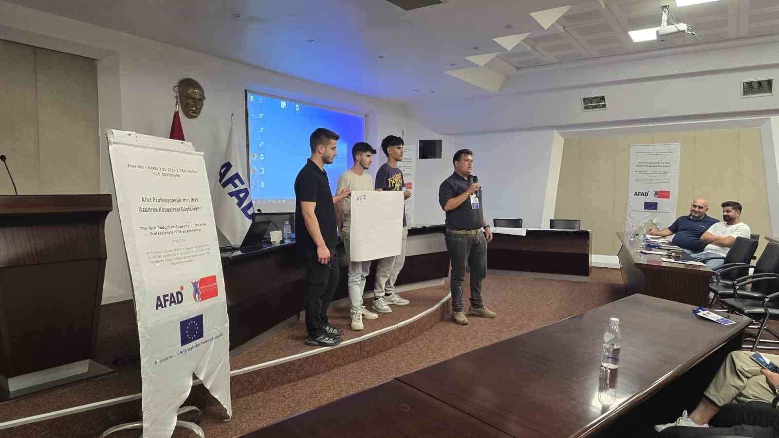 Afet y&ouml;netim s&uuml;re&ccedil;lerine gen&ccedil;ler de dahil olacak
